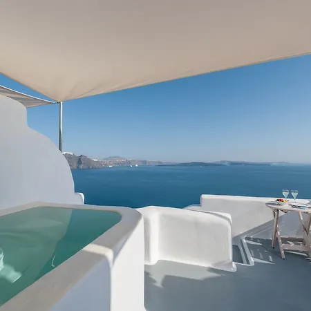Thirea Oia (Santorini)